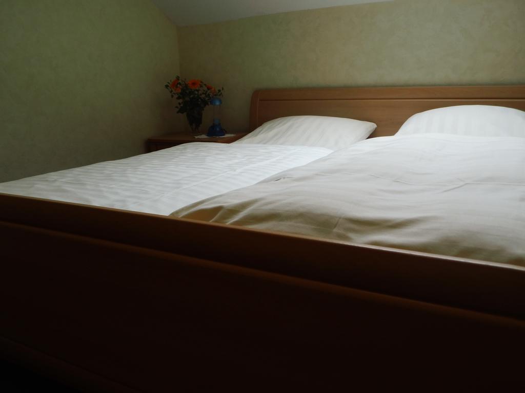 Hotel Zum Lutten Didi Friedeburg Pokój zdjęcie